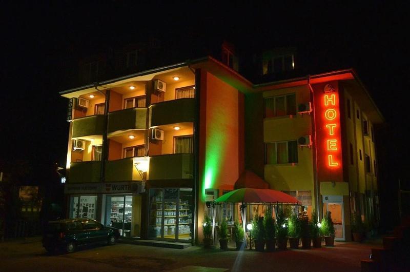 Hotel Pilevski Blagoevgrad Extérieur photo